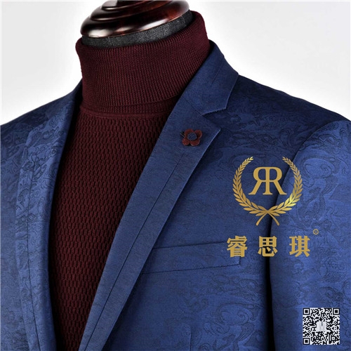 西服套装正装职业装之间的区别