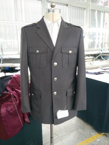 物业工作服如何选择